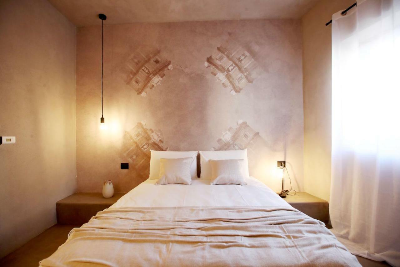 Casa Nostra Luxury Suites & Spa ปาแลร์โม ภายนอก รูปภาพ