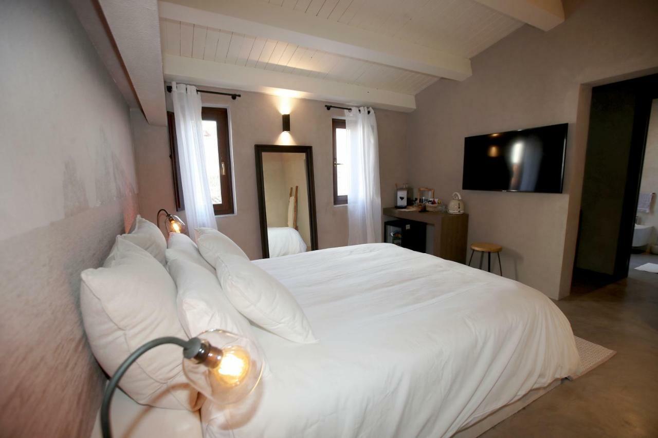 Casa Nostra Luxury Suites & Spa ปาแลร์โม ภายนอก รูปภาพ
