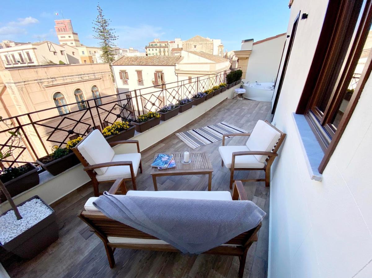 Casa Nostra Luxury Suites & Spa ปาแลร์โม ภายนอก รูปภาพ